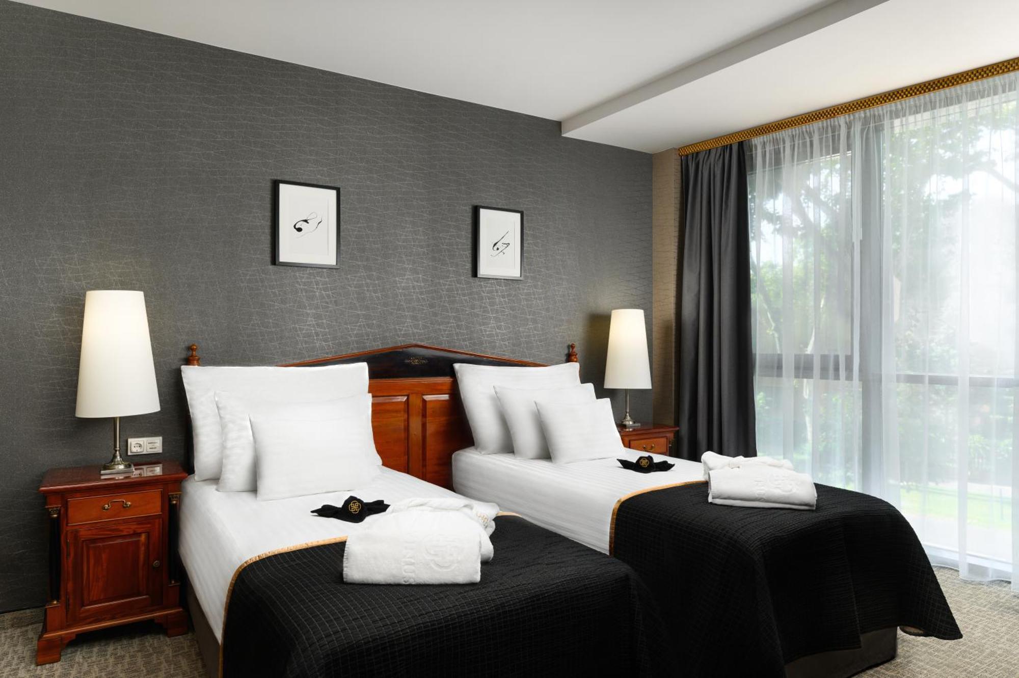 Divinus Hotel Debrecen