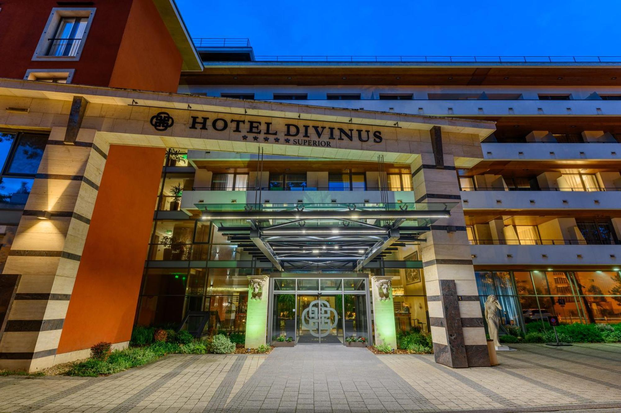 Divinus Hotel Debrecen