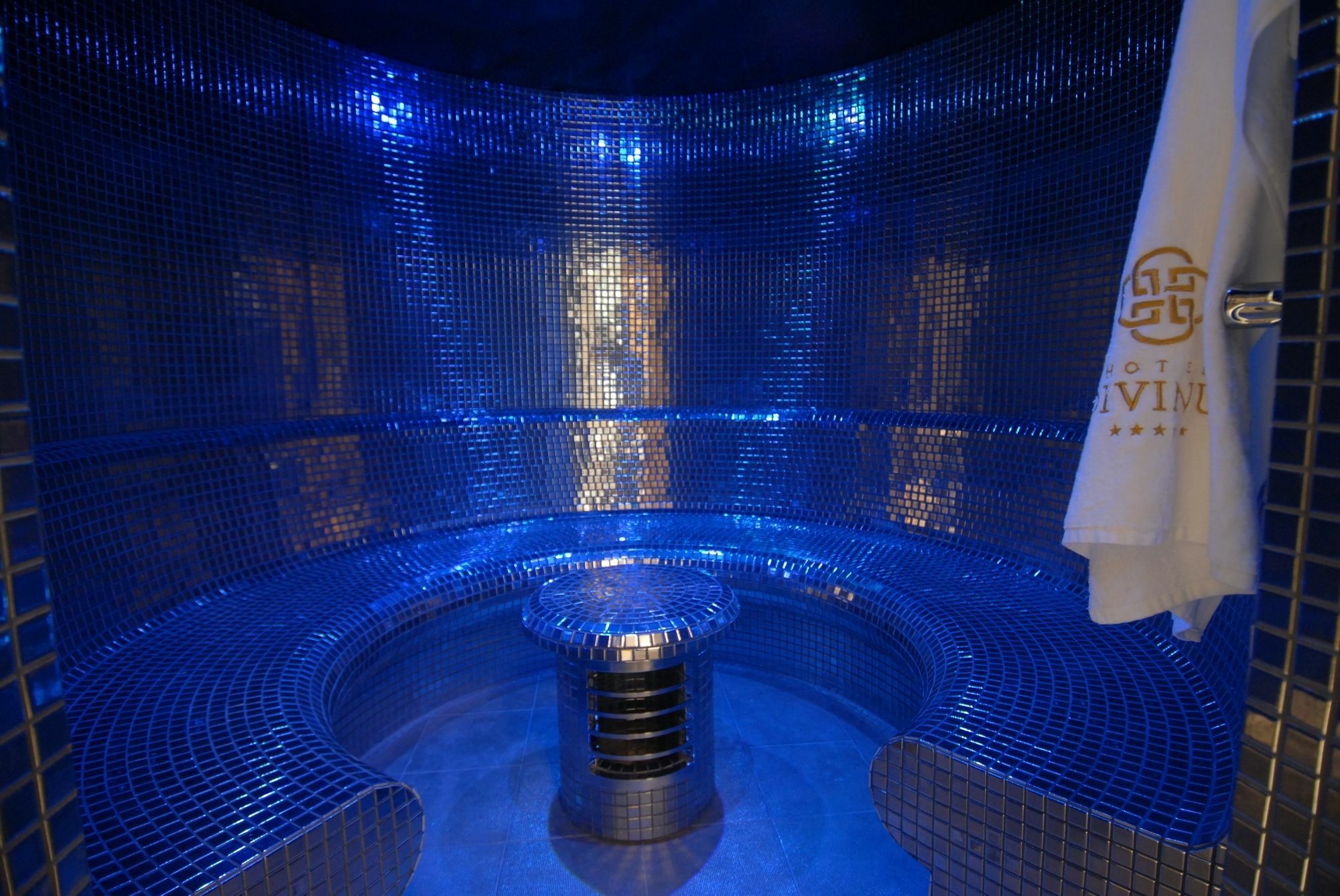 Divinus Hotel 5*